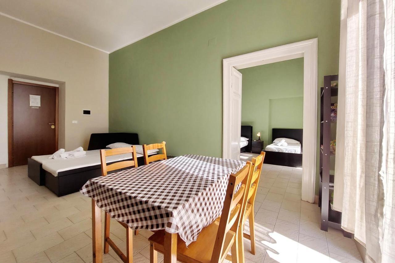 Residence Apartment Lucky Stars Rom Exteriör bild